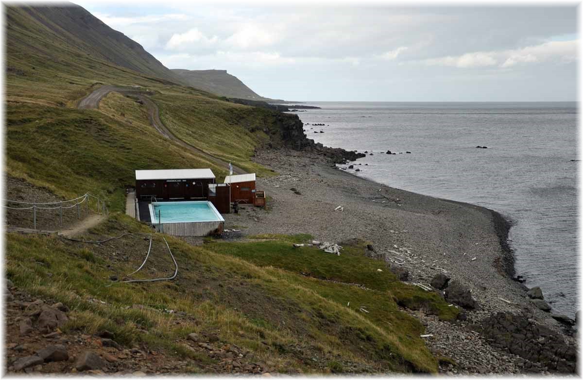 Island, Westfjorde, Krossneslaug