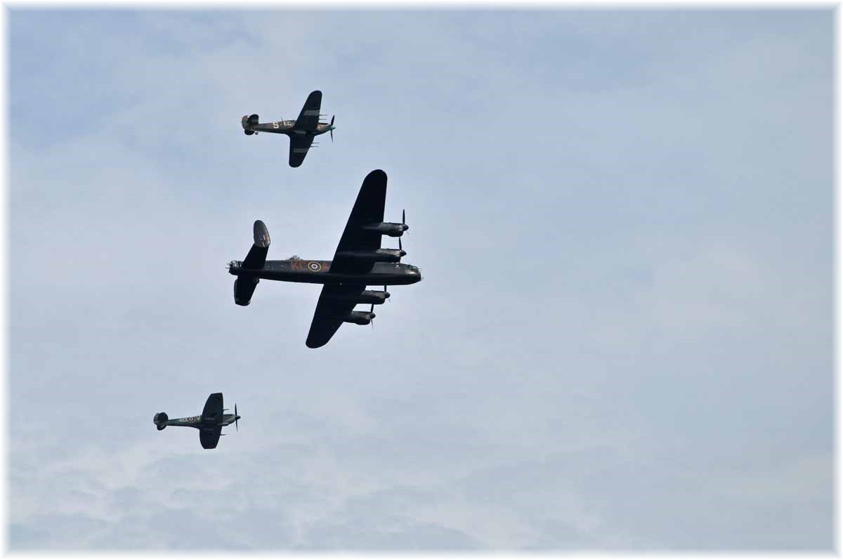 Nordseeküstenradweg, North Sea Cycle Route, England, Sunderland Air Show, Lancaster, Hurricane, Spitfire