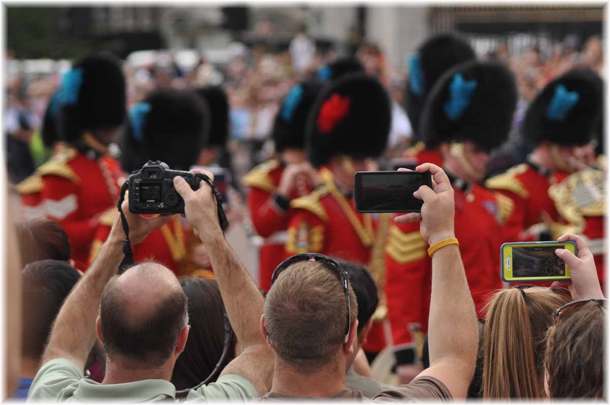 Nordseeküstenradweg, North Sea Cycle Route, England, Buckingham Palace: Changing of the Guards