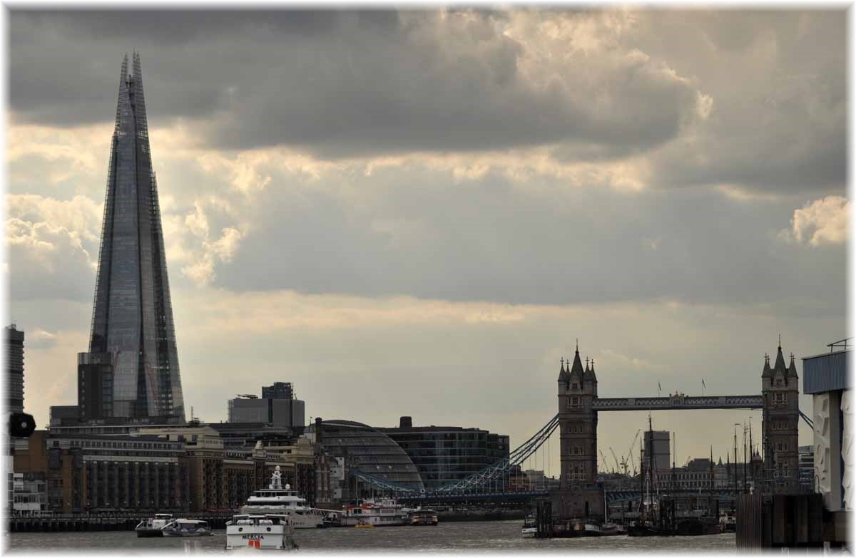 Nordseeküstenradweg, North Sea Cycle Route, London, Tower Bridge und The Shard